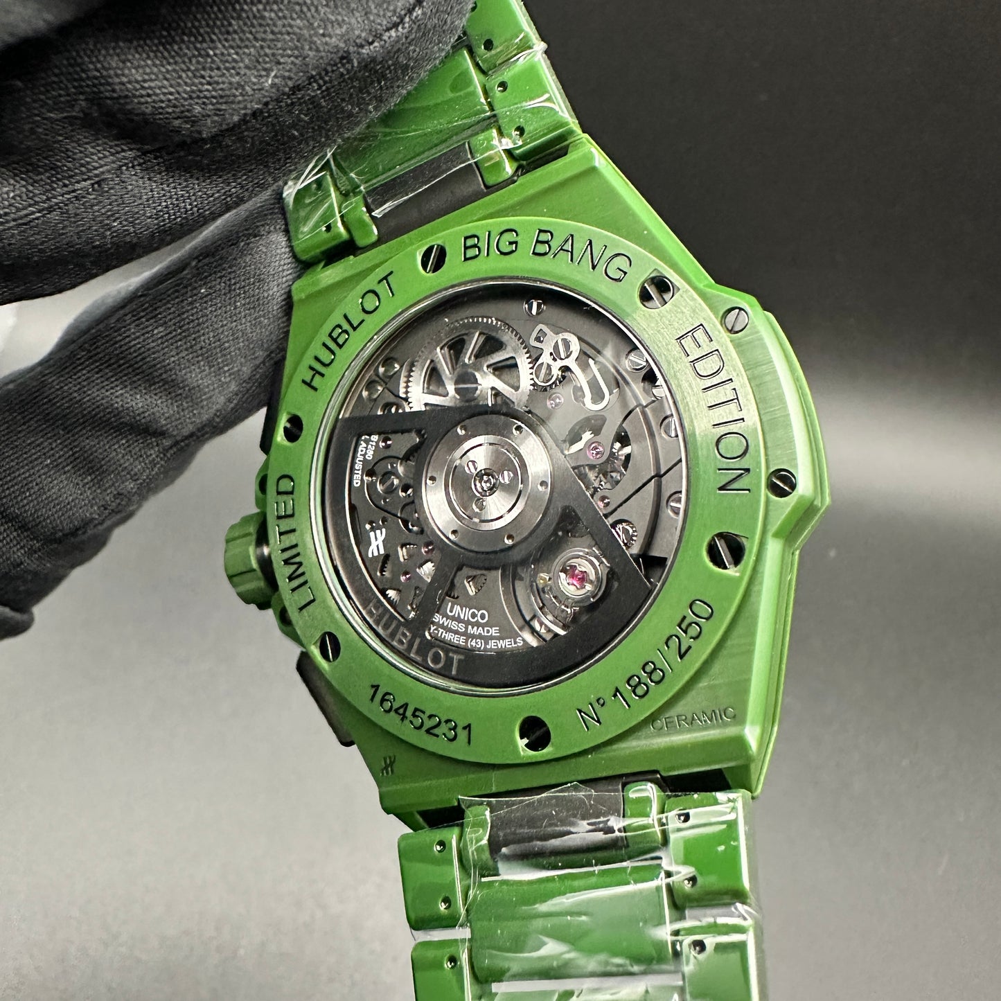 Hublot - Big Bang Unico Integral Green Ceramic 42mm