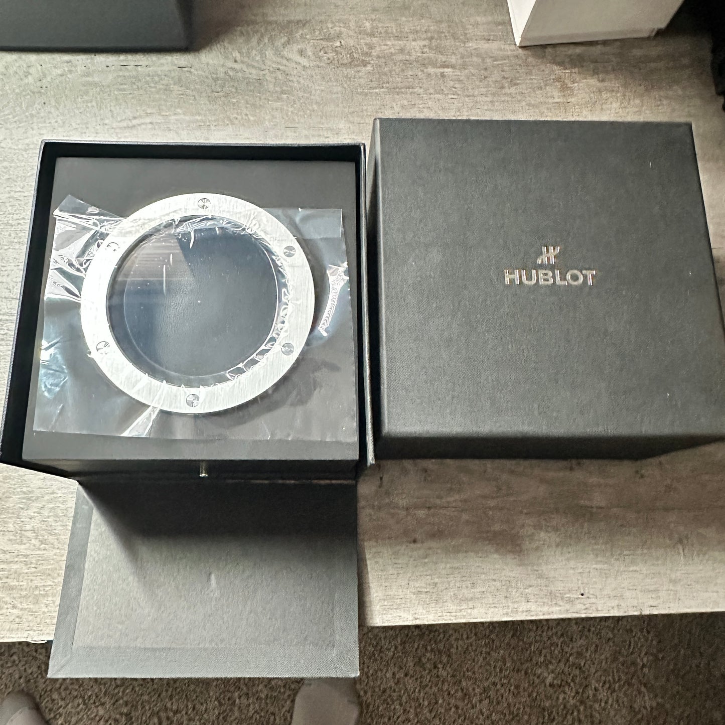 Hublot - Big Bang Unico Integral Green Ceramic 42mm