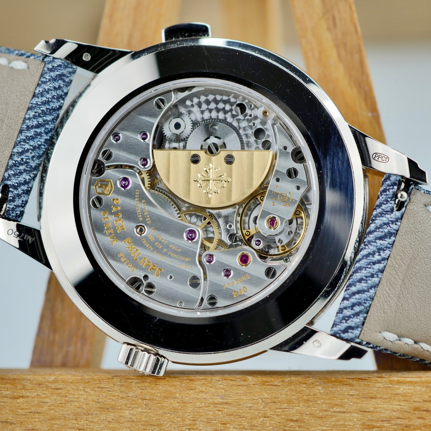 Patek Philippe 5330G-001 — World Time with Date | 2024 Full Set