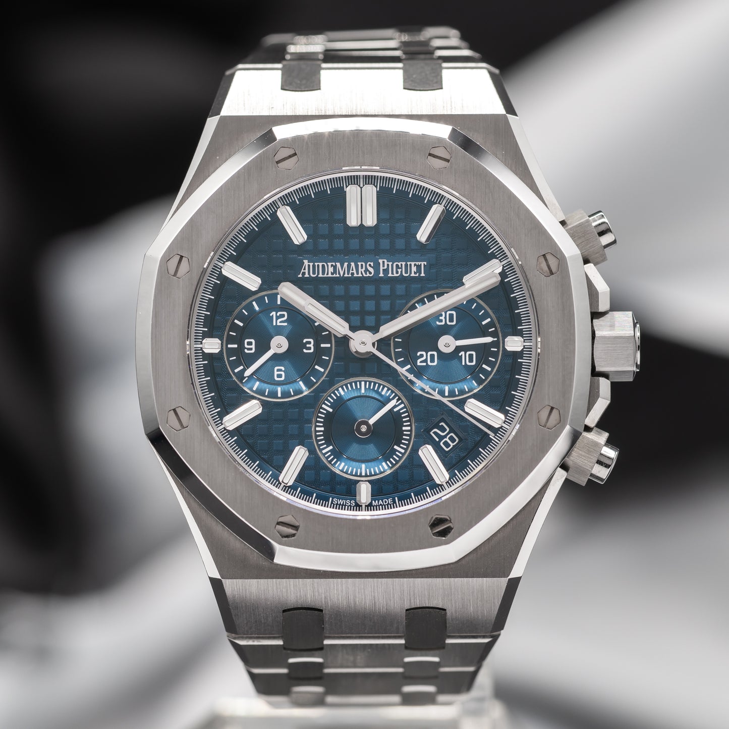 Audemars Piguet Royal Oak Chronograph 26715ST Blue Dial | 2024 Full Set