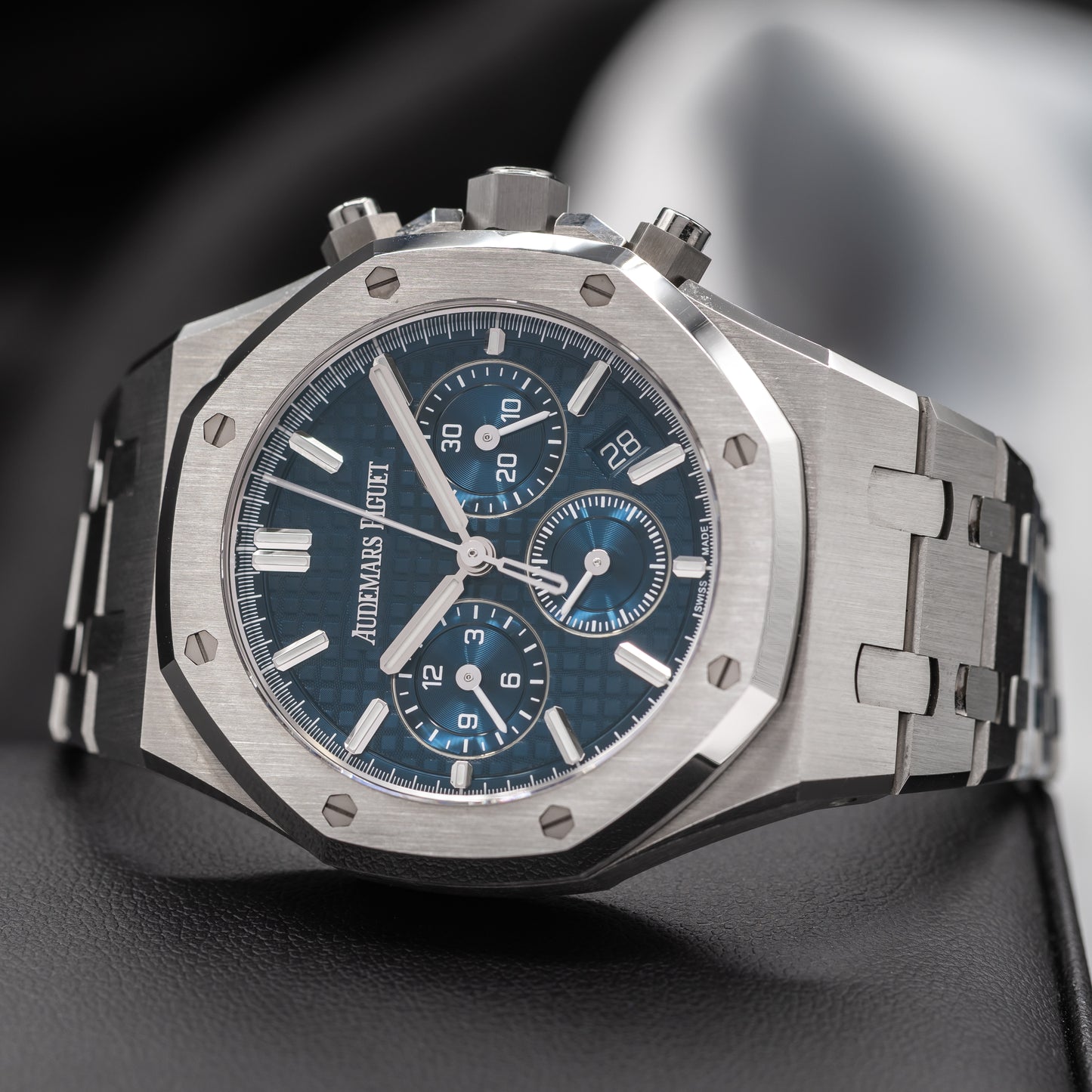 Audemars Piguet Royal Oak Chronograph 26715ST Blue Dial | 2024 Full Set