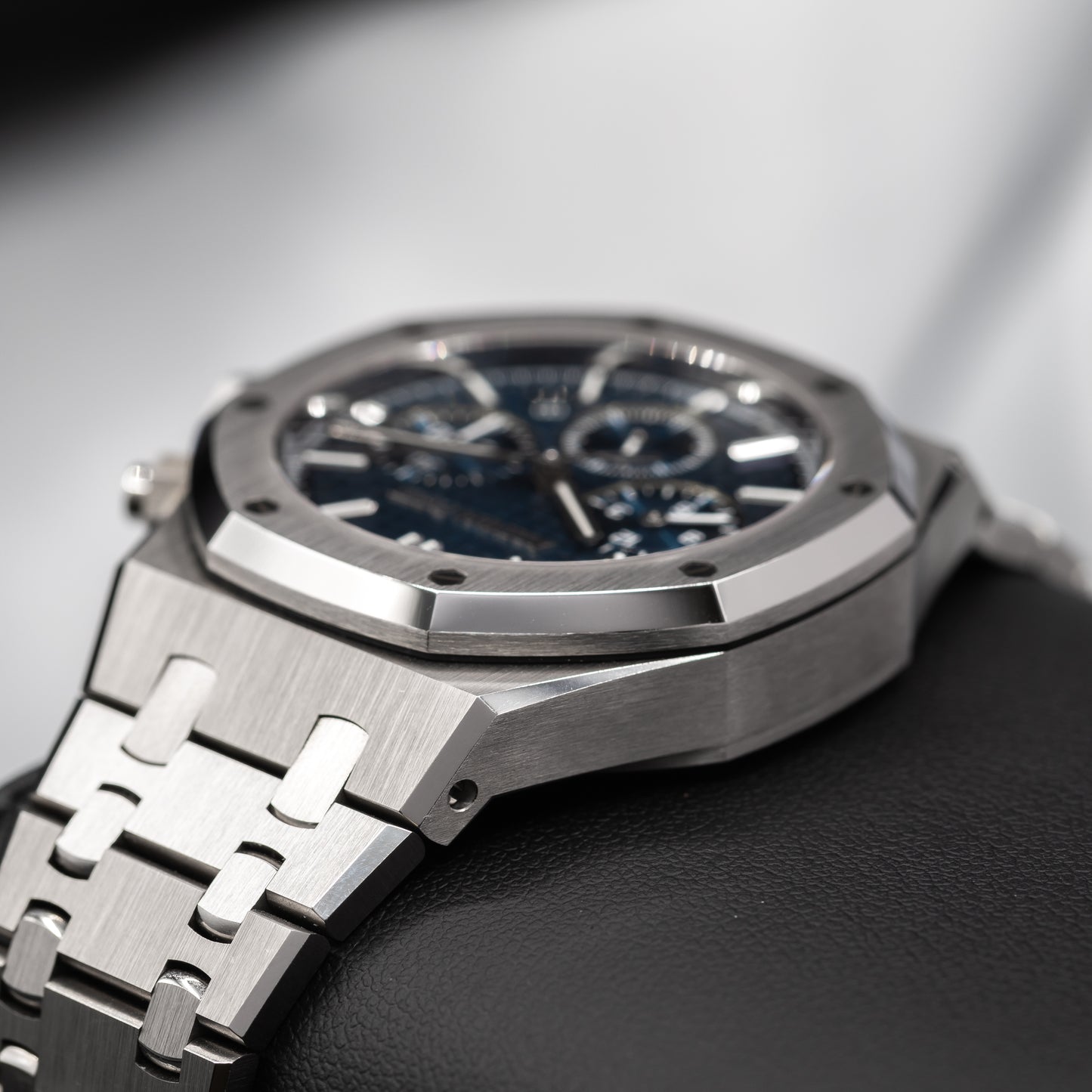 Audemars Piguet Royal Oak Chronograph 26715ST Blue Dial | 2024 Full Set
