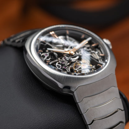 H. Moser Streamliner Tourbillon Skeleton 6814-1200 | 2026 Full Set