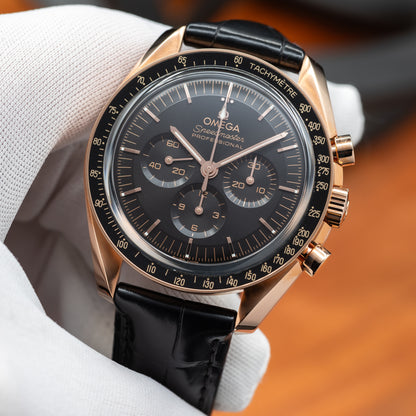 Omega Speedmaster Moonwatch Professional 310.63.42.50.01.001  18K Sedna Gold | 04/2026 | Brand New | Full Set