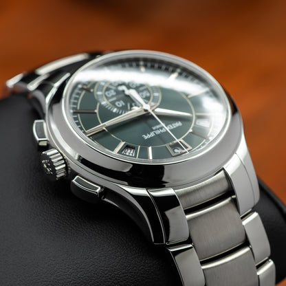 Patek Philippe Flyback Chronograph Annual Calendar — Steel | Olive Green Dial | Ref. 5905/1A-001 | 2026
