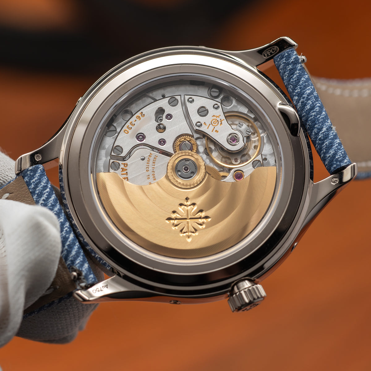 Patek Philippe Annual Calendar Moon Phases — White Gold | Blue-Gray Shantung Dial | Ref. 4946G-001 | 2026