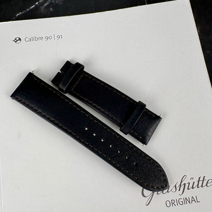 Glashütte Original PanoMaticLunar 1-90-02-45-35-62  Red Gold | 2023 | Full Set | Buckle Version | Additional Straps Included