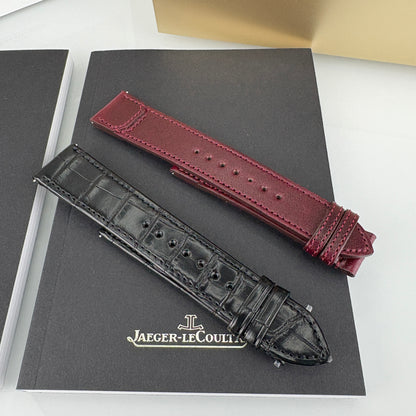 Jaeger-LeCoultre Reverso Q397846J Burgundy 2023 Brand New