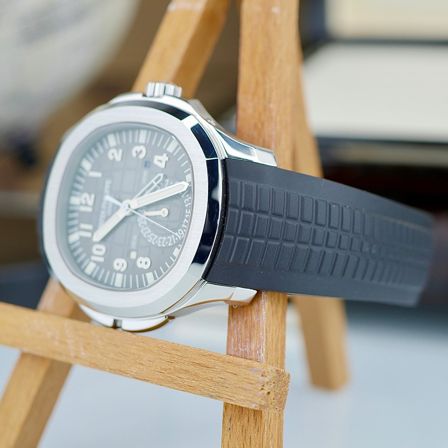 Patek Phillippe Aquanut 5164A Travel Time