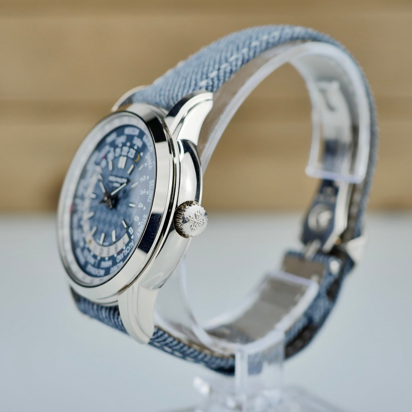 Patek Philippe 5330G-001 — World Time with Date | 2025 Brand New Full Set