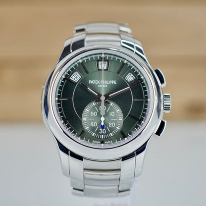 Patek Philippe 5905/1A-001 Annual Calendar Chronograph &  2023 & Mint FULL SET