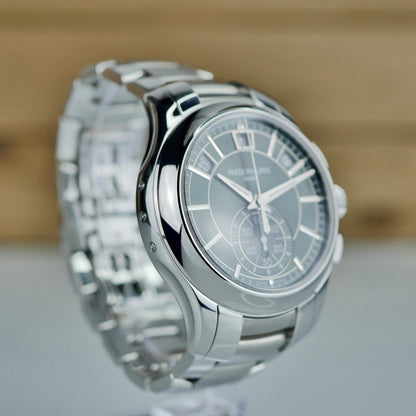 Patek Philippe 5905/1A-001 Annual Calendar Chronograph &  2023 & Mint FULL SET