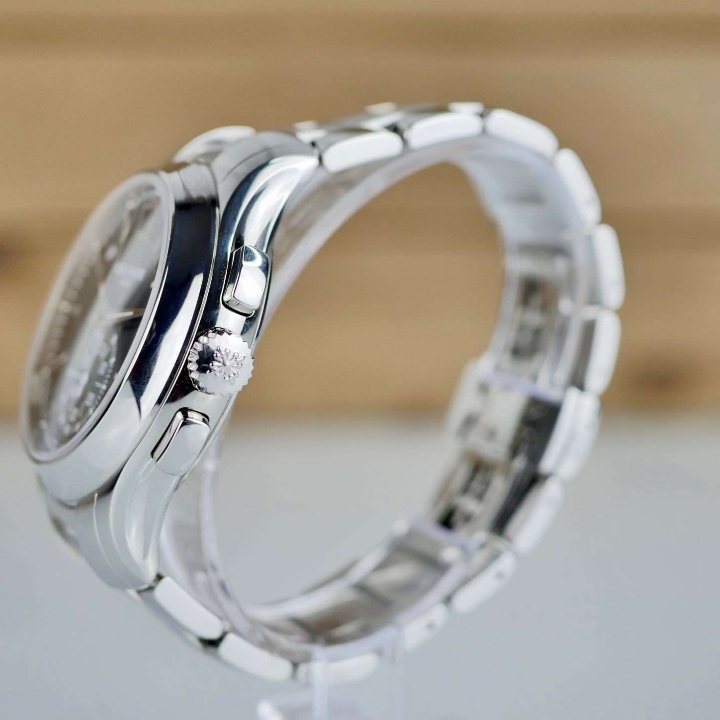 Patek Philippe 5905/1A-001 Annual Calendar Chronograph &  2023 & Mint FULL SET