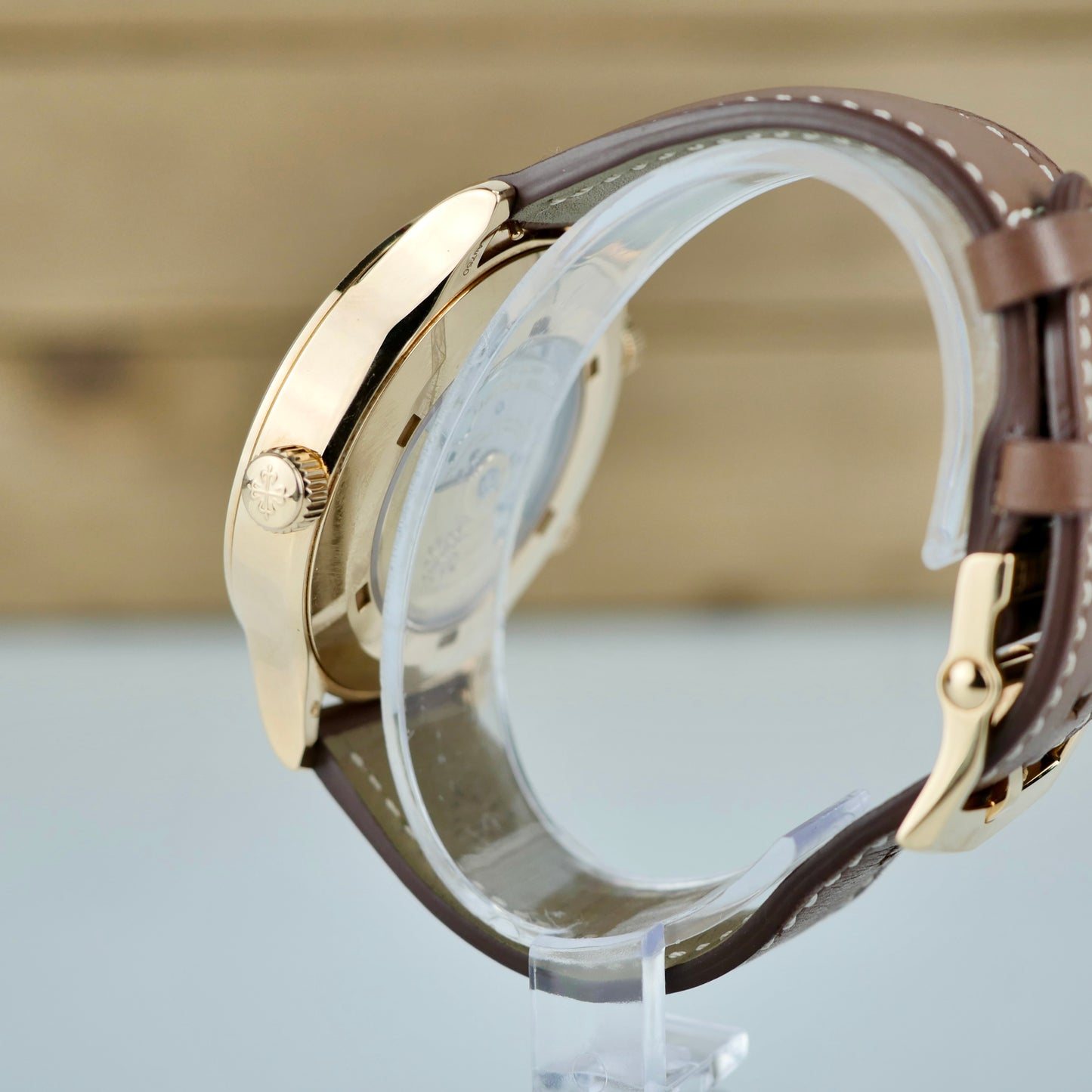 Patek Philippe Calatrava Pilot Travel Time 5524R-001 – 18K Rose Gold | Brown Sunburst Dial | 2022 | Excellent Condition | Full Set