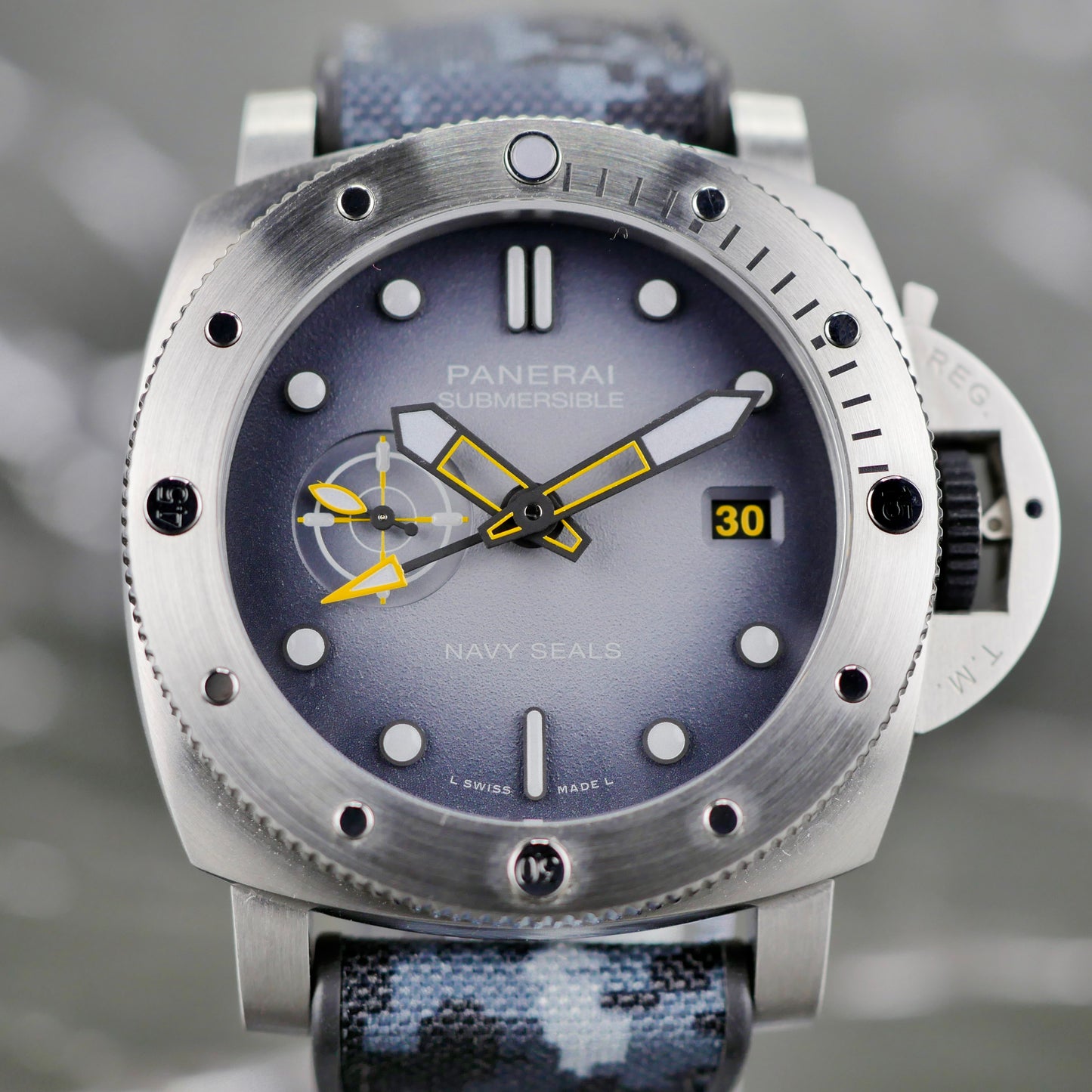 Panerai Submersible GMT Navy SEALs PAM01323