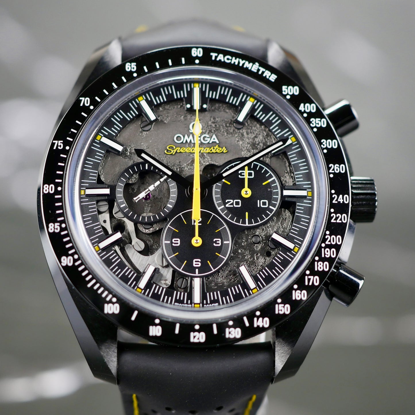 Omega Speedmaster Dark Side of the Moon 310.92.44.50.01.001 – Black Ceramic | 44.25 mm | 2025 | Like New | Full Set