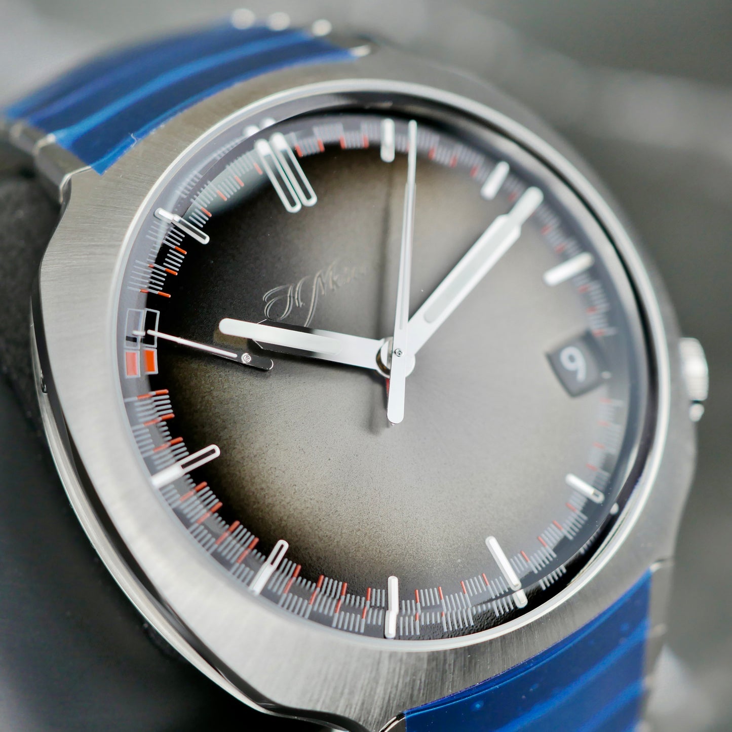 H. Moser & Cie. Streamliner Perpetual Calendar 6812-1200 – Stainless Steel | Brand New | 2022 | Full Stickers