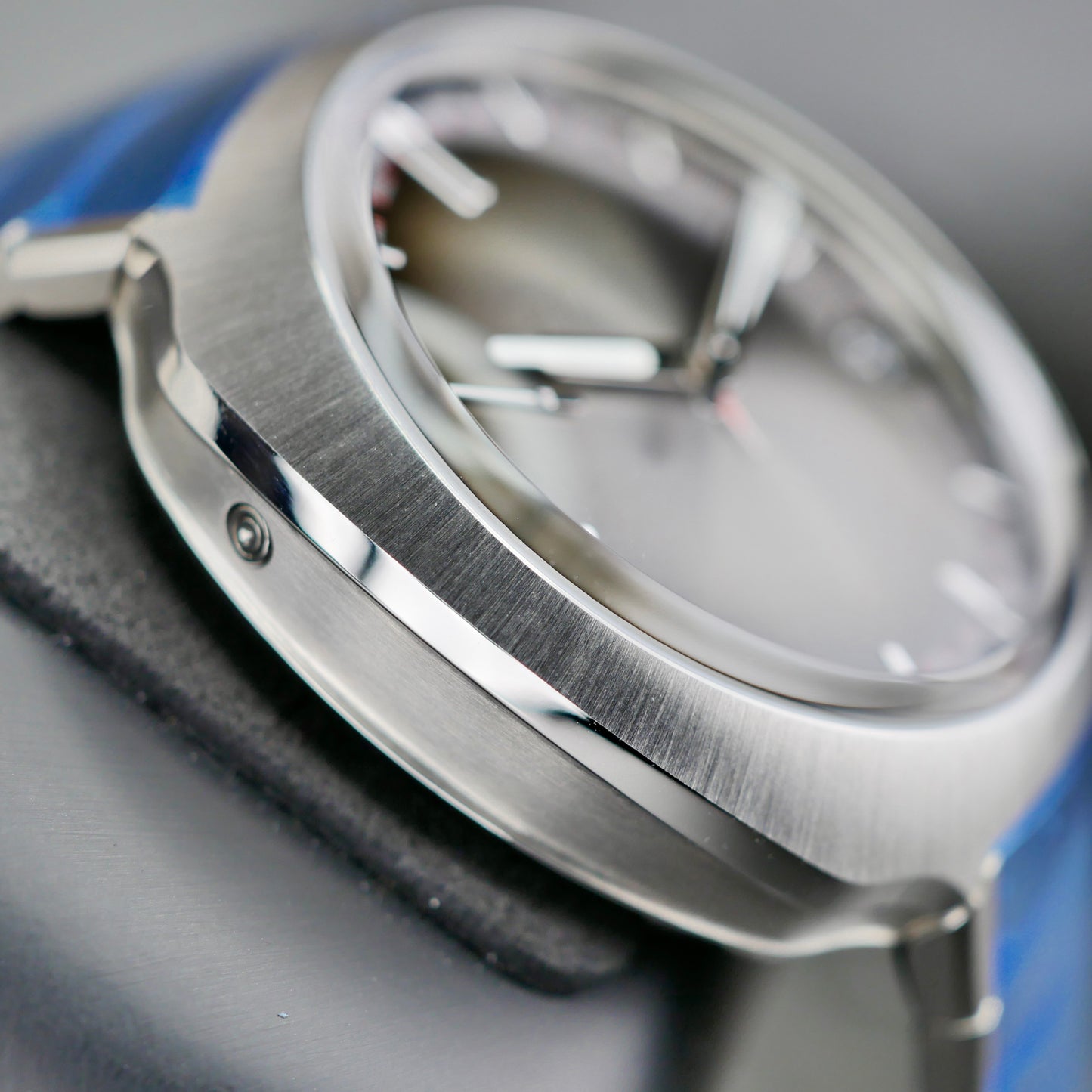 H. Moser & Cie. Streamliner Perpetual Calendar 6812-1200 – Stainless Steel | Brand New | 2022 | Full Stickers