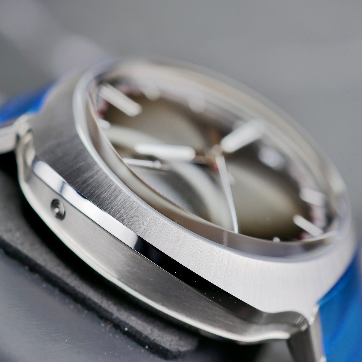 H. Moser & Cie. Streamliner Perpetual Calendar 6812-1200 – Stainless Steel | Brand New | 2022 | Full Stickers