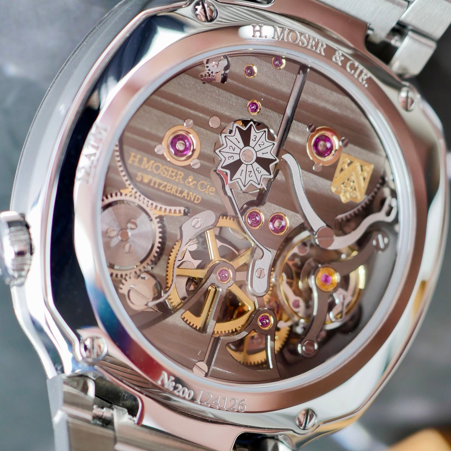 H. Moser & Cie. Streamliner Perpetual Calendar 6812-1200 – Stainless Steel | Brand New | 2022 | Full Stickers