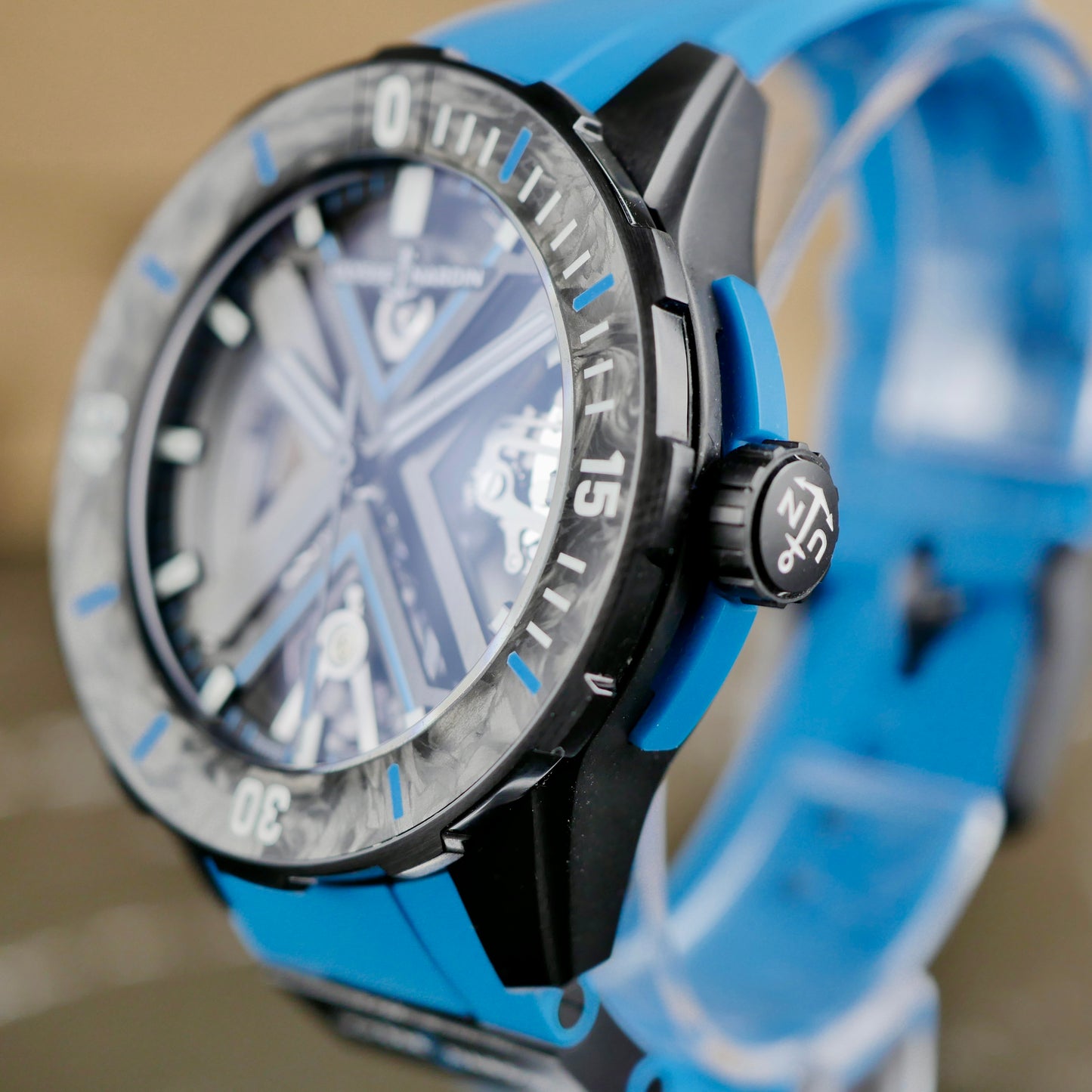 Ulysse Nardin Diver X Skeleton Azure 3723-170-2B/3A – Titanium | 44mm | 2023 | Brand New | Full Set