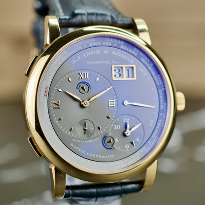 A. Lange & Söhne Lange 1 Time Zone 116.033  Rose Gold | Grey Dial | 2013 | Pristine Unpolished | Full Set + ZEITZONENKARTE