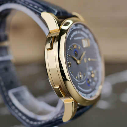 A. Lange & Söhne Lange 1 Time Zone 116.033  Rose Gold | Grey Dial | 2013 | Pristine Unpolished | Full Set + ZEITZONENKARTE