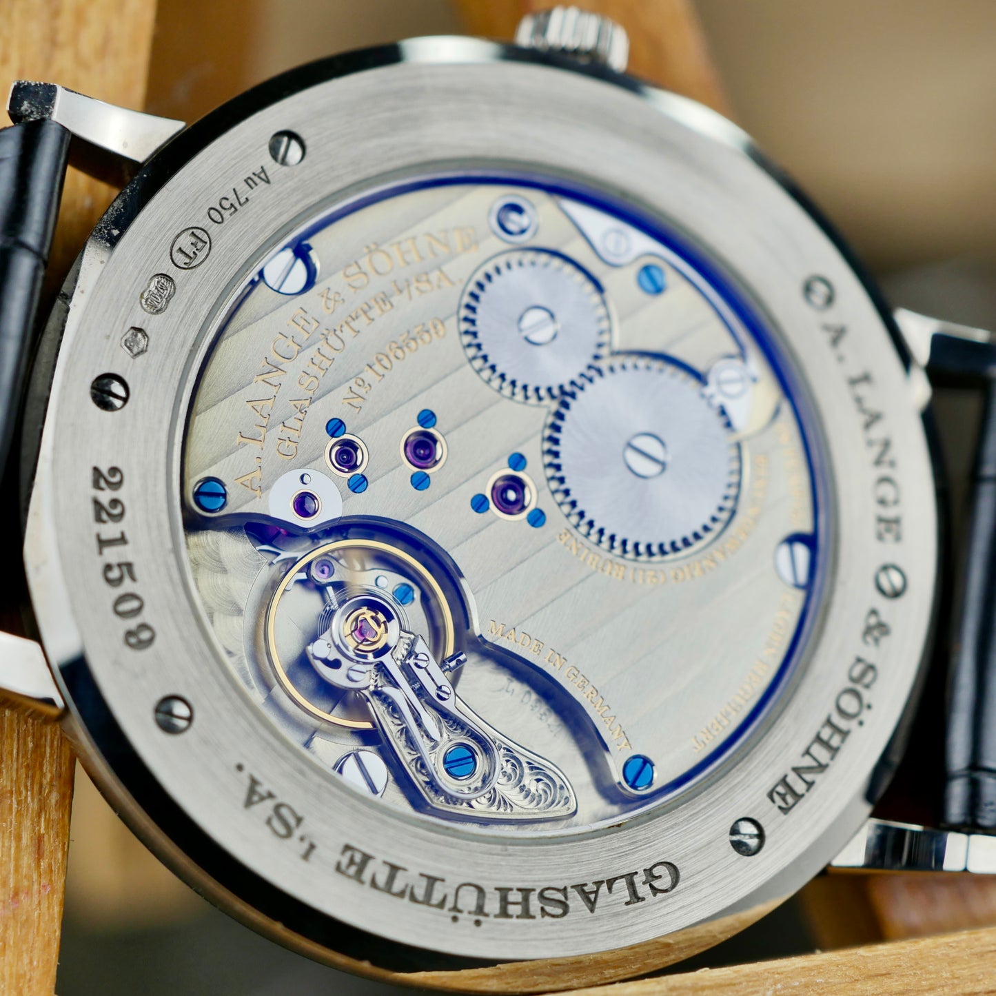 A. Lange & Söhne Saxonia Thin 211.026  18K White Gold | 40mm | 2021 | One Owner | Full Set