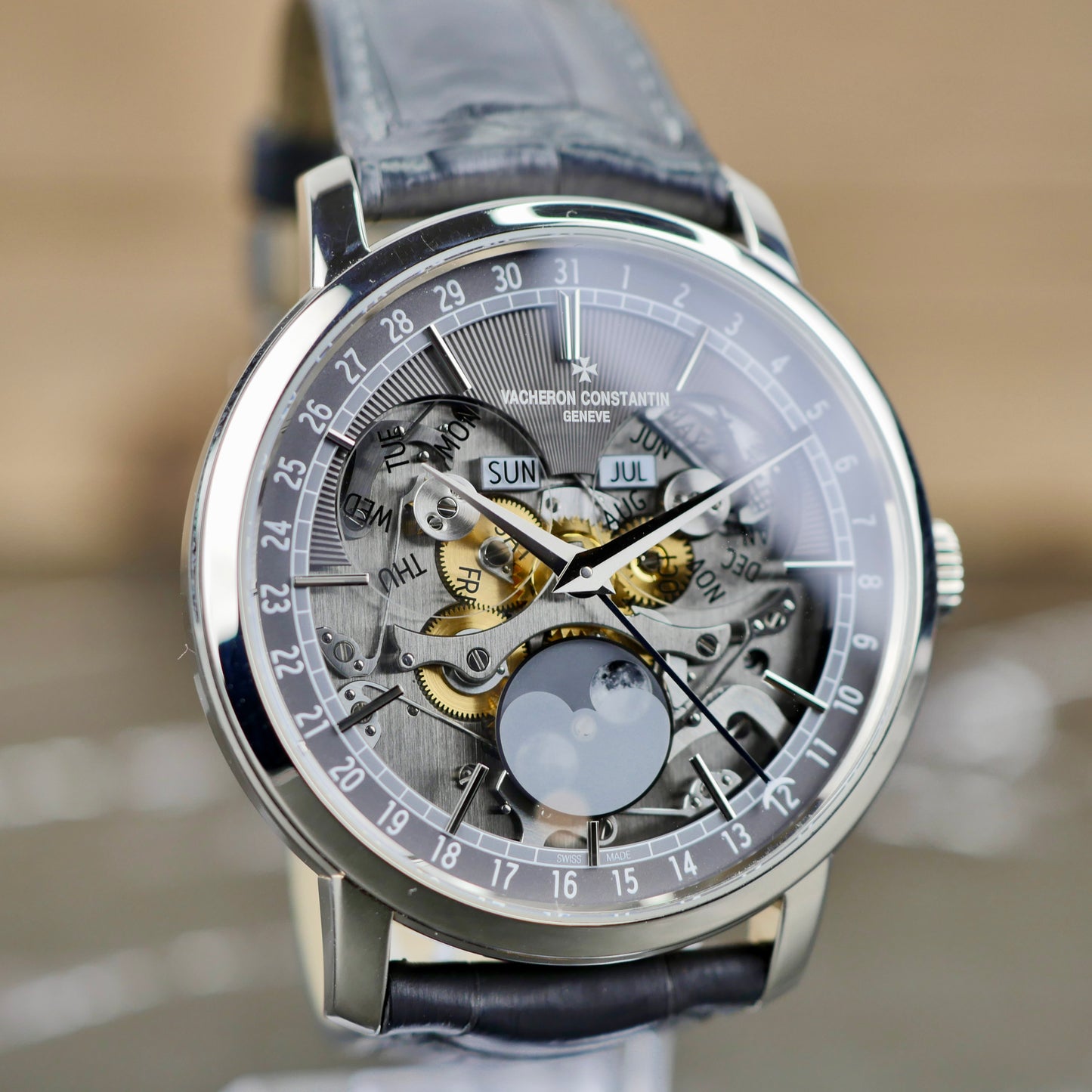 Vacheron Constantin Traditionnelle Complete Calendar Openface 4020T/000G-B655 – 18K White Gold | 2022 | Mint | Full Set (Copy)