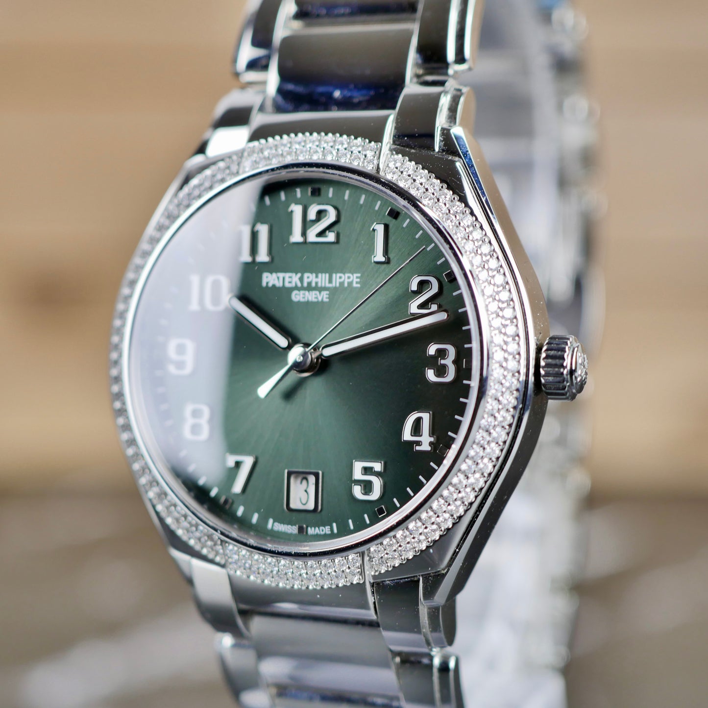 Patek Philippe Twenty~4 Automatic 7300/1200A-011  Stainless Steel | Green Dial | 01/2025 | Mint Condition | Full Set