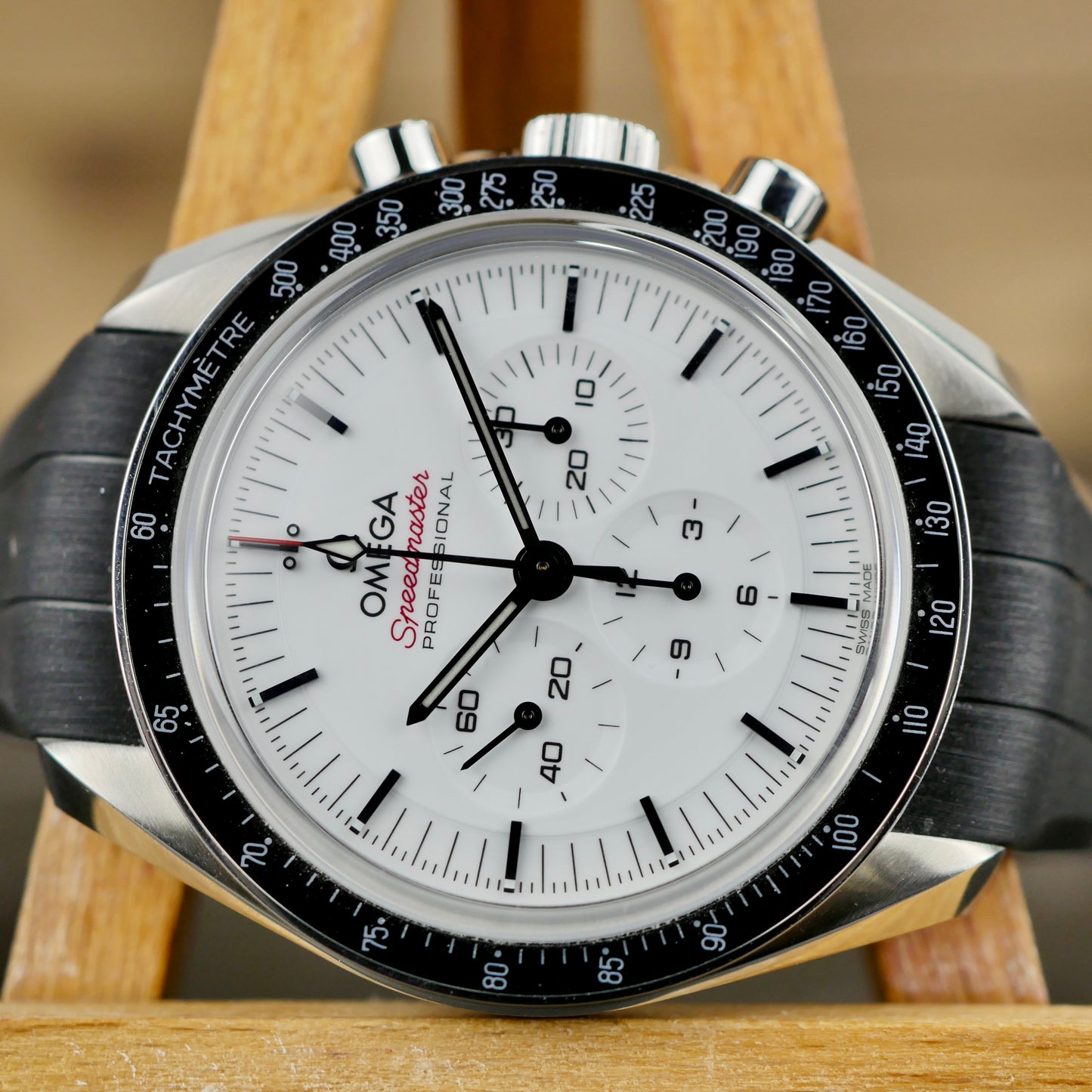 Omega Speedmaster Moonwatch Professional 310.32.42.50.04.001  White Dial | 42mm | 03/2025 | One Owner | Full Set